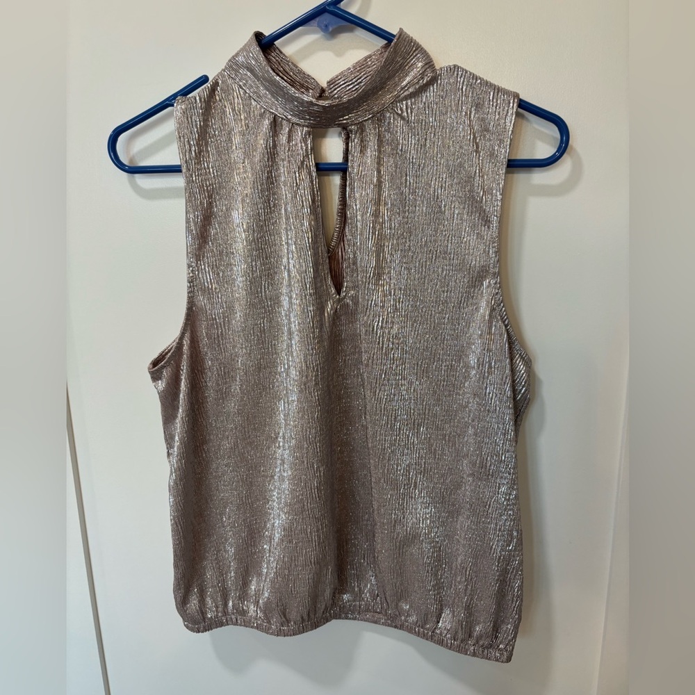 Express gold metallic top, medium